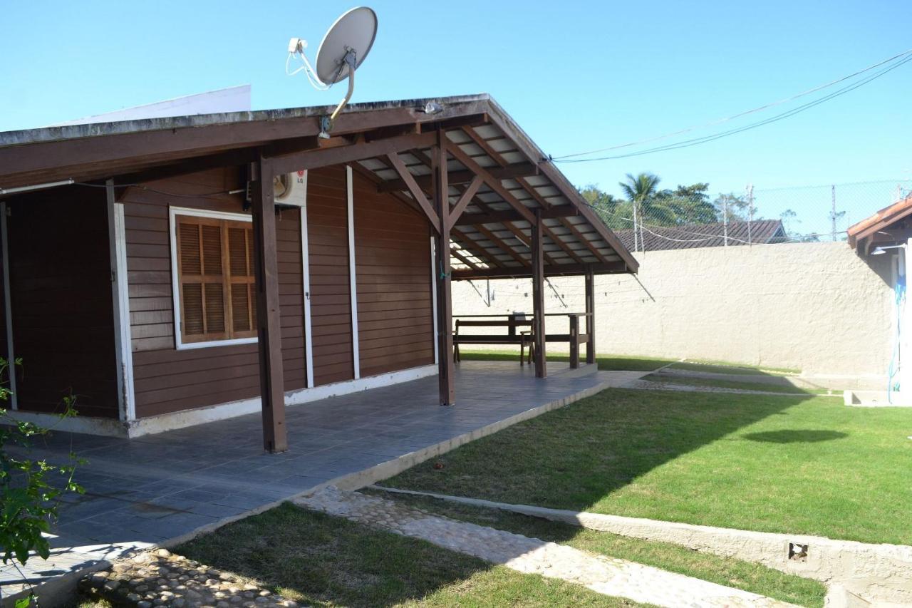 0006.06 -Maranduba - Chale -2 Dorm - 8 Pess - 3 Quadras Do Mar - Piscina Coletiva - Wifi Churrasqueira,Ar Condicionado أوباتوبا المظهر الخارجي الصورة